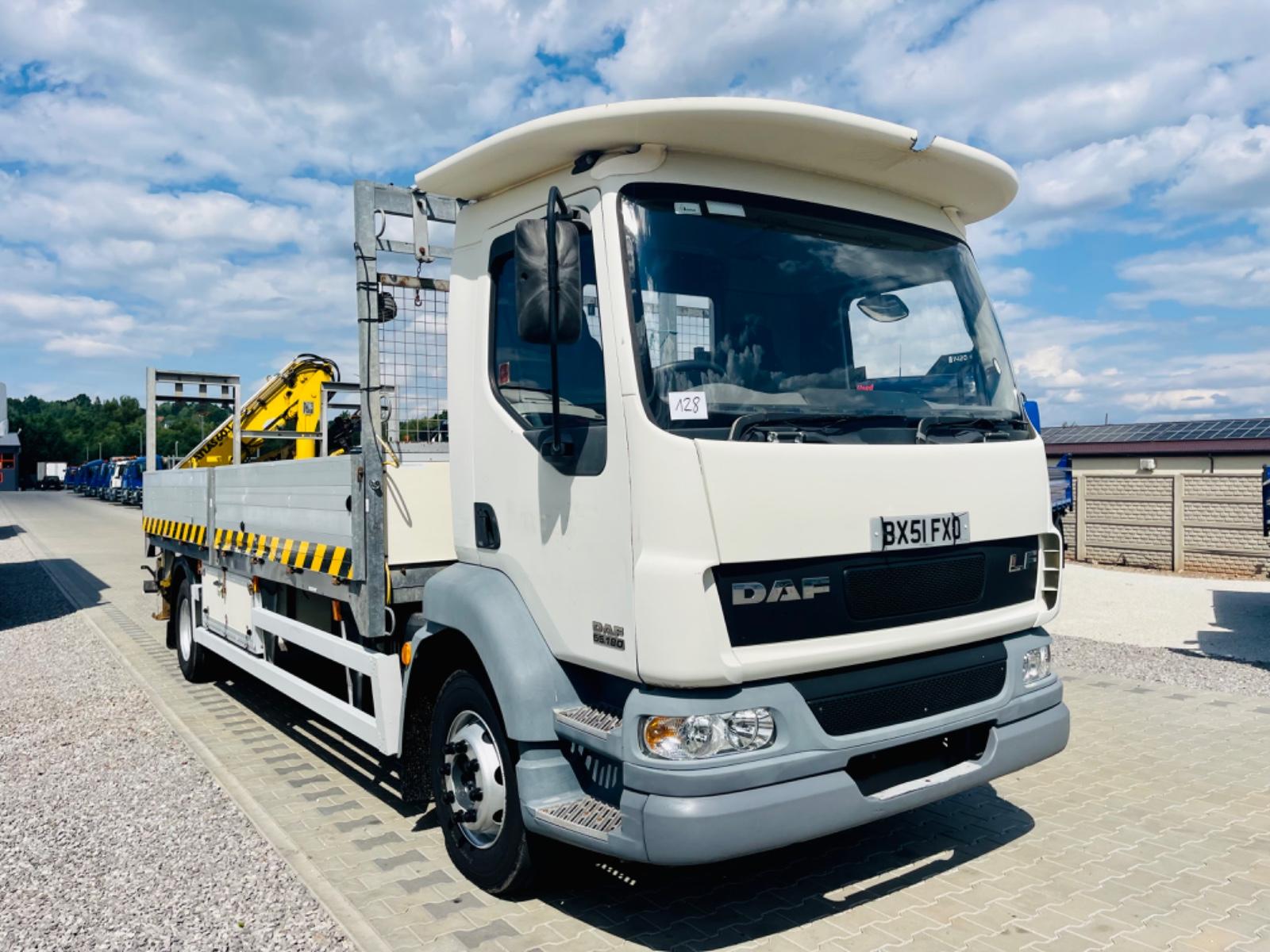DAF LF CF 55.180 / 104 tys km / RHD / kran Krane