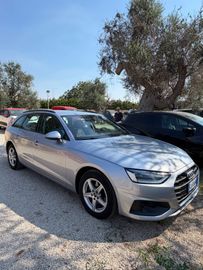 Audi A4 - 1