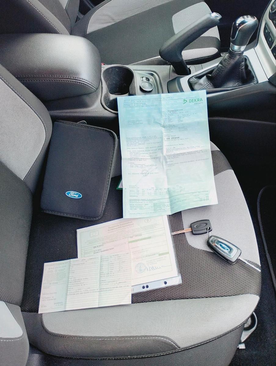 Ford Focus 2013 — photo 15