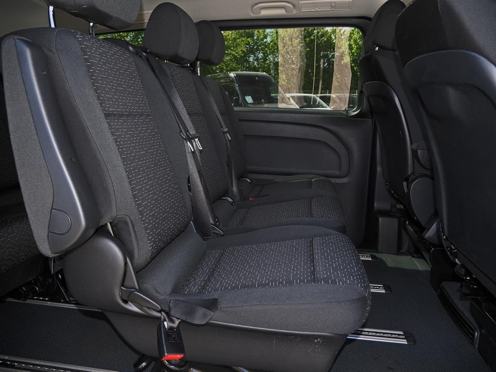 Mercedes-Benz VITO 116 TOURER NEUES MODELL AHK 2,5T NAVI KAM