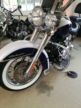 Harley-Davidson Softtail Deluxe FLSTN - Offers matching your search criteria
