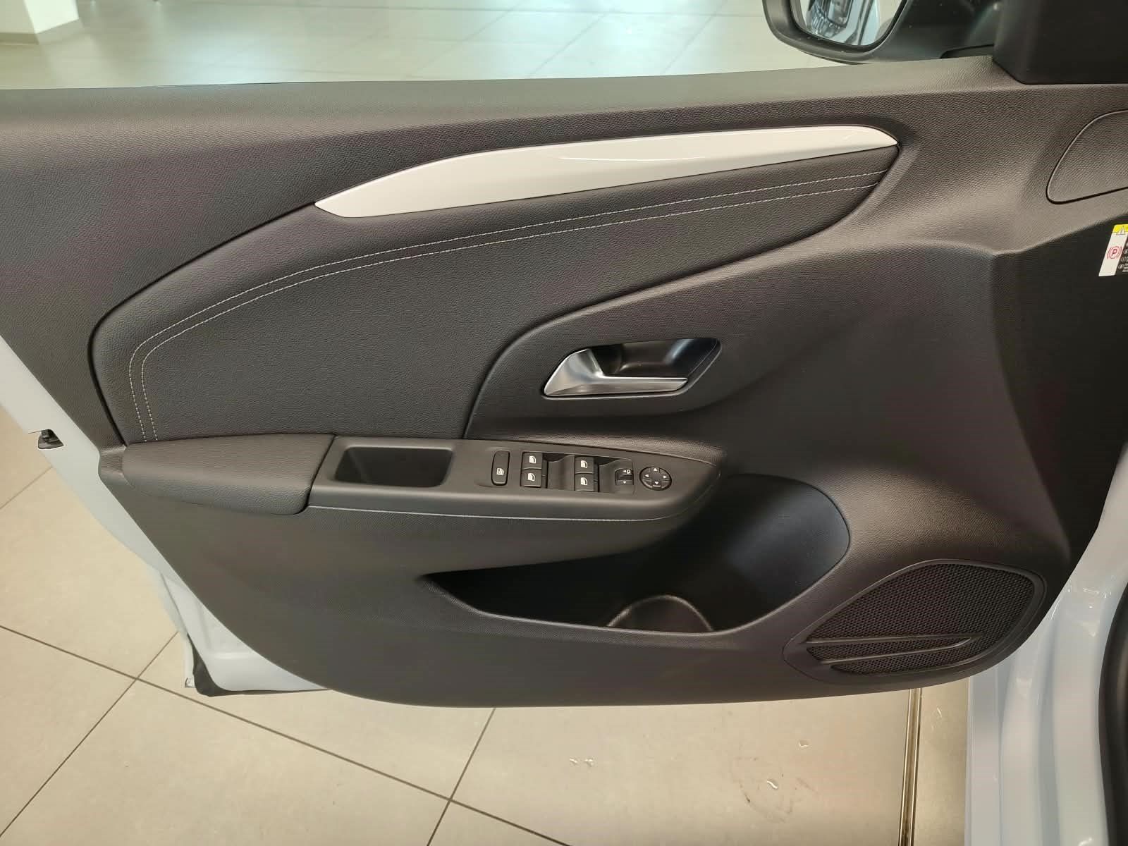 OPEL Corsa 1.2 Turbo GS IntelliLux Navi – Bild 37