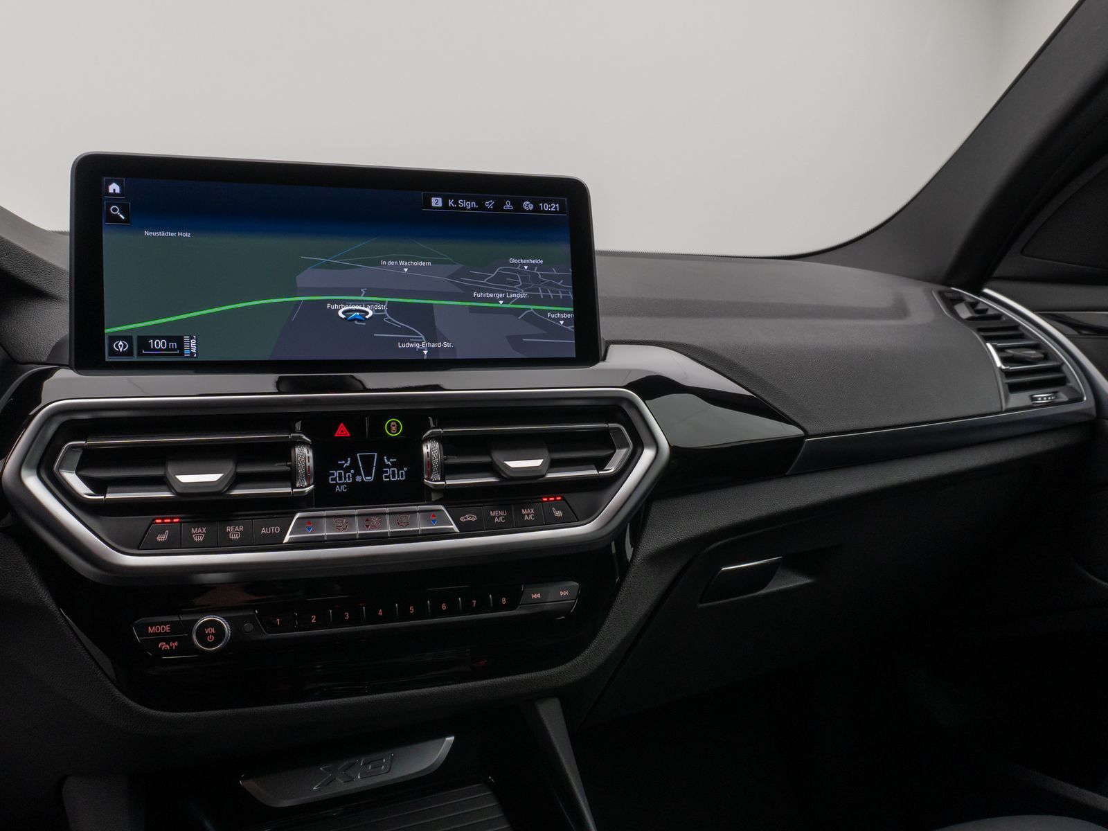 Fahrzeugabbildung BMW X3 xD30e Kamera HUD DAB HiFi Stop&Go AHK Sport