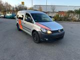 Volkswagen Caddy Maxi 1.6 TDI,Klima,AHK,PDC - VW Caddy Maxi Gebrauchtwagen in Stuttgart