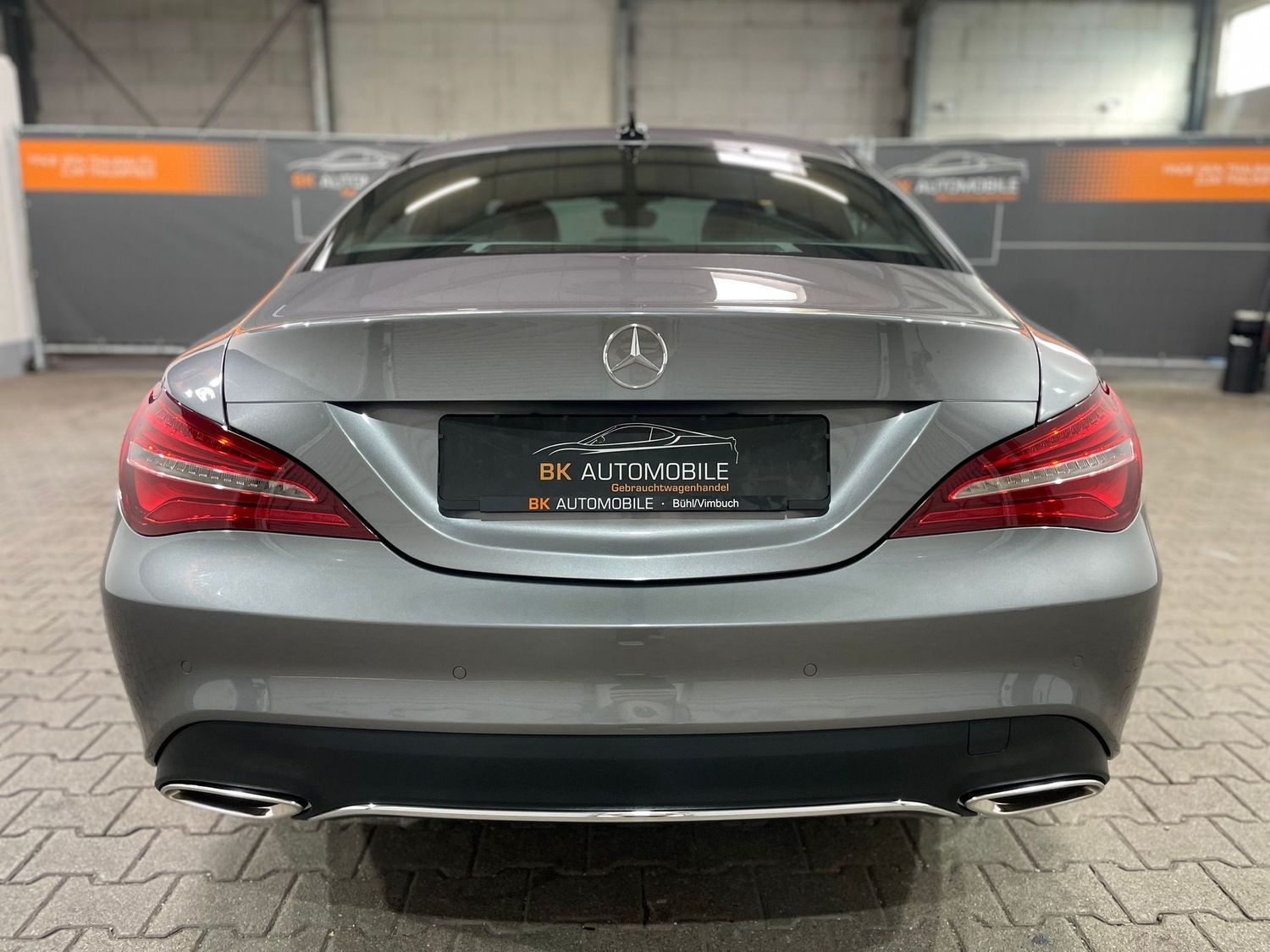 Fahrzeugabbildung Mercedes-Benz CLA 180 Urban#LED#Leder#Kamera#Tempomat#AHK