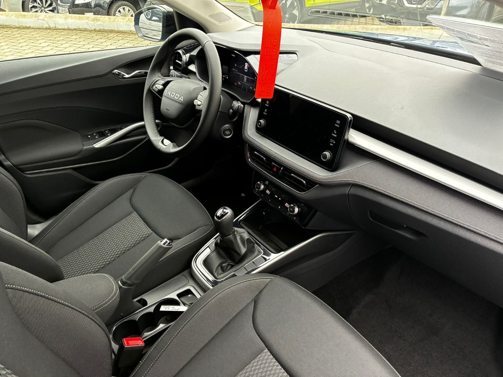 Fahrzeugabbildung SKODA Fabia 1.0 TSI Selection OPF