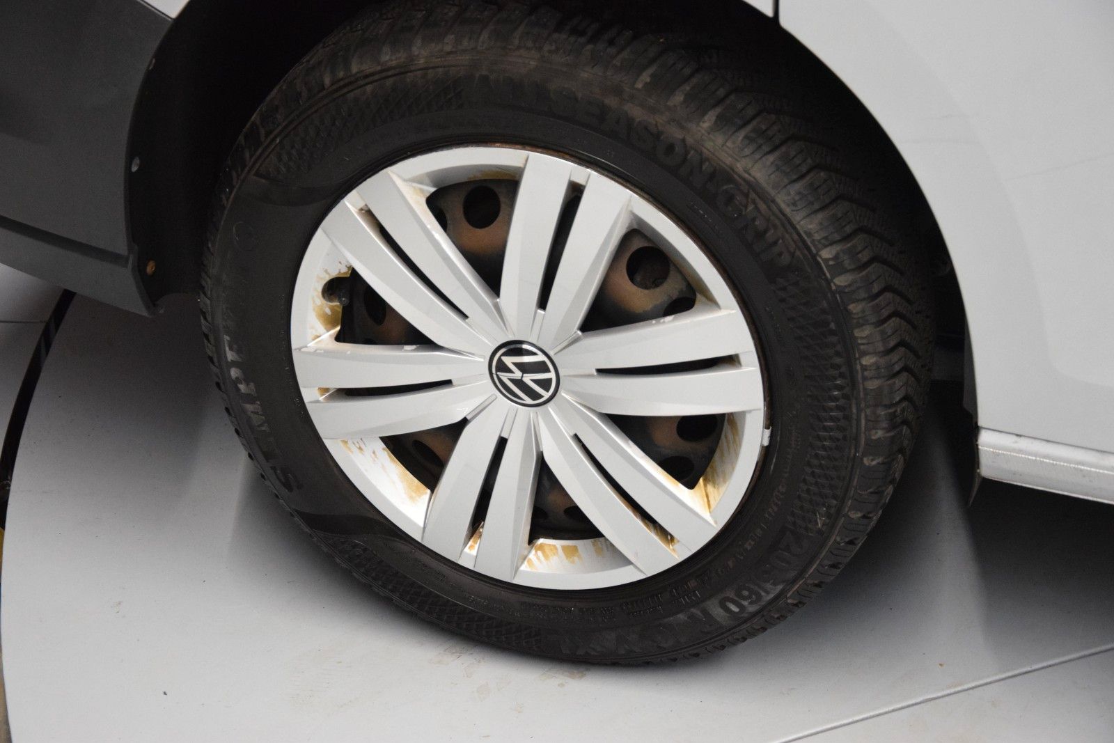 Fahrzeugabbildung Volkswagen Caddy Basis Tempomat 5. Sitzer DAB Leder PDC