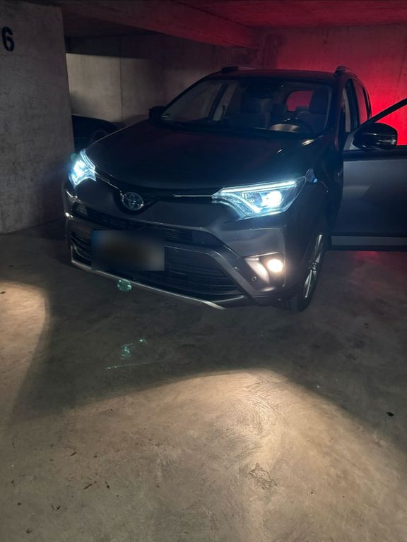 Image of Toyota RAV 4