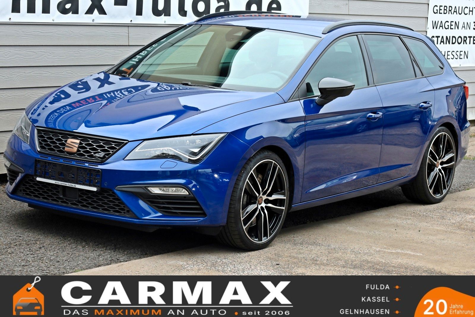 Fahrzeugabbildung SEAT Leon ST Cupra 300 4Drive Navi,LED,Kamera,ACC,DCC