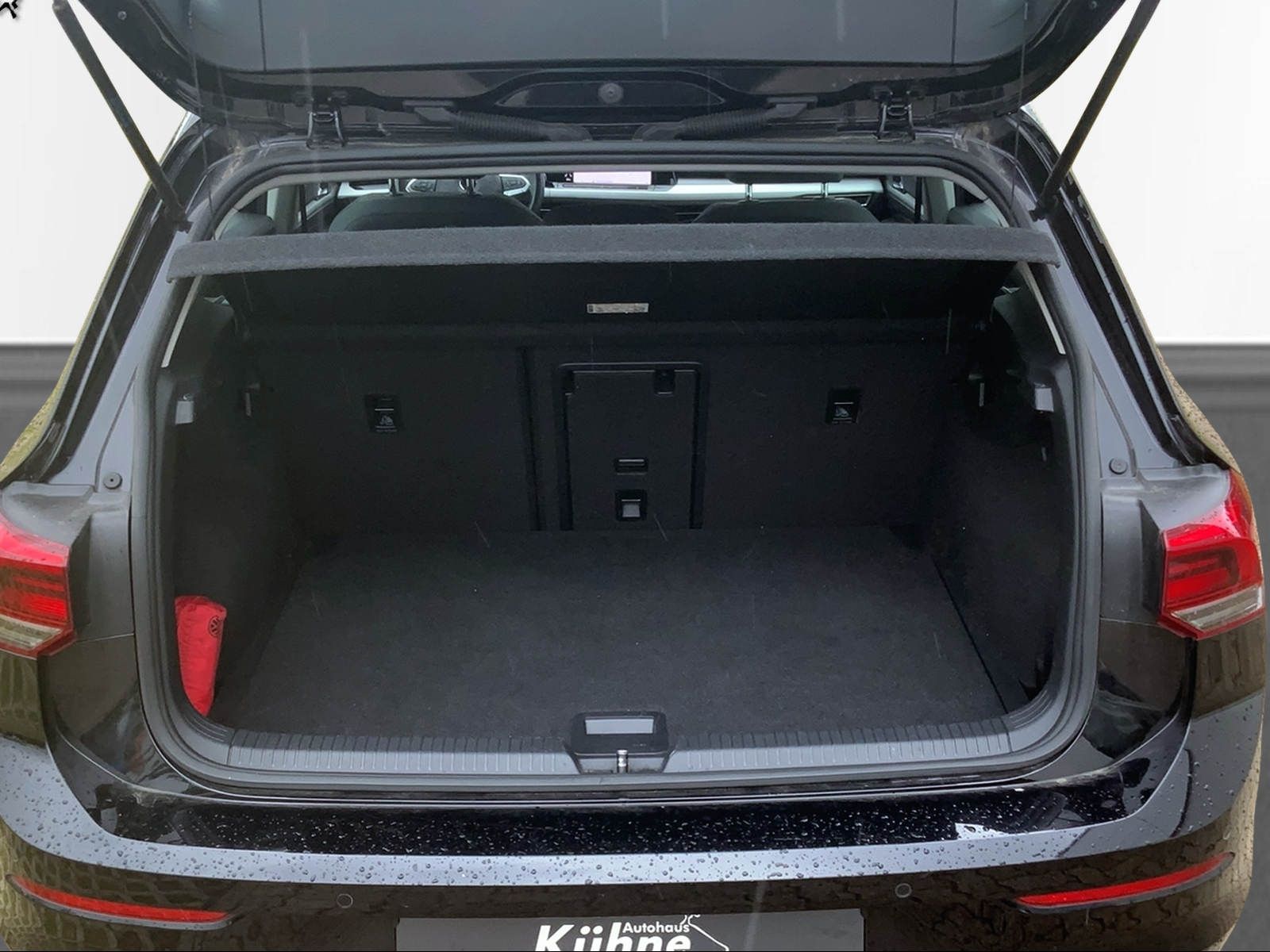 Golf VIII 1.5 TSI Life NAV,SHZ,LED,KEYLESS.