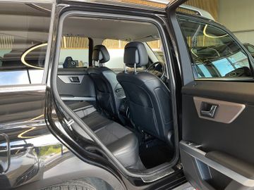 MYAUTOCENTER – Gebraucht- und Jahreswagen mit Werkstattservice in Pfaffenhofen Mercedes-Benz GLK 350 CDI 4Matic *NAVI*BI-XENON*SZHZ*PDC*TEMPO