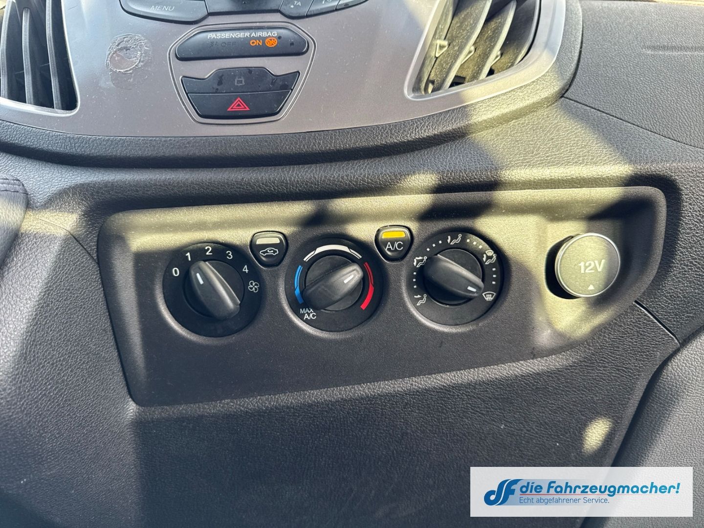 Fahrzeugabbildung Ford Transit Kombi 350 L3 Trend StandHZG *8431
