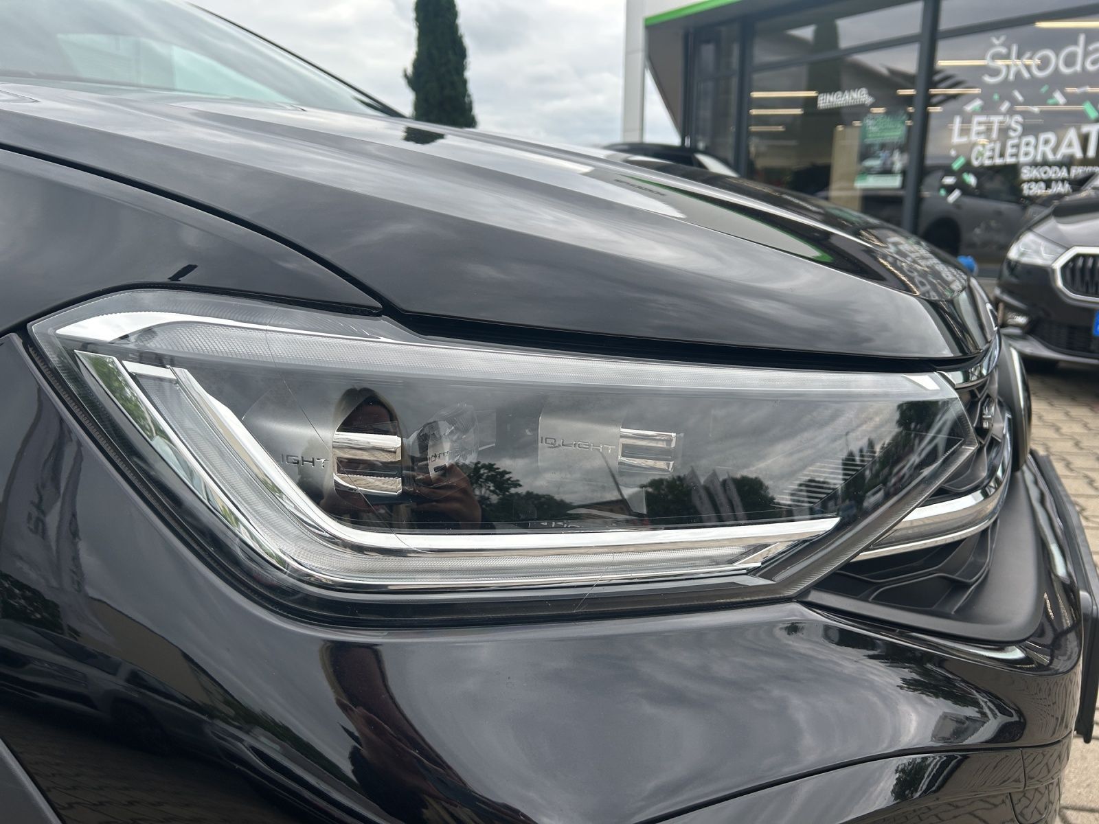 Fahrzeugabbildung Volkswagen Taigo R-Line 1.5 TSI DSG Matrix Navi ACC SHZ Bea