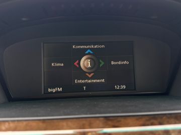 BMW 525 - 12