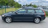 Volvo V50 Kombi 2.0 D Momentum - Volvo V50 mit Diesel-Antrieb: Kombi, Momentum