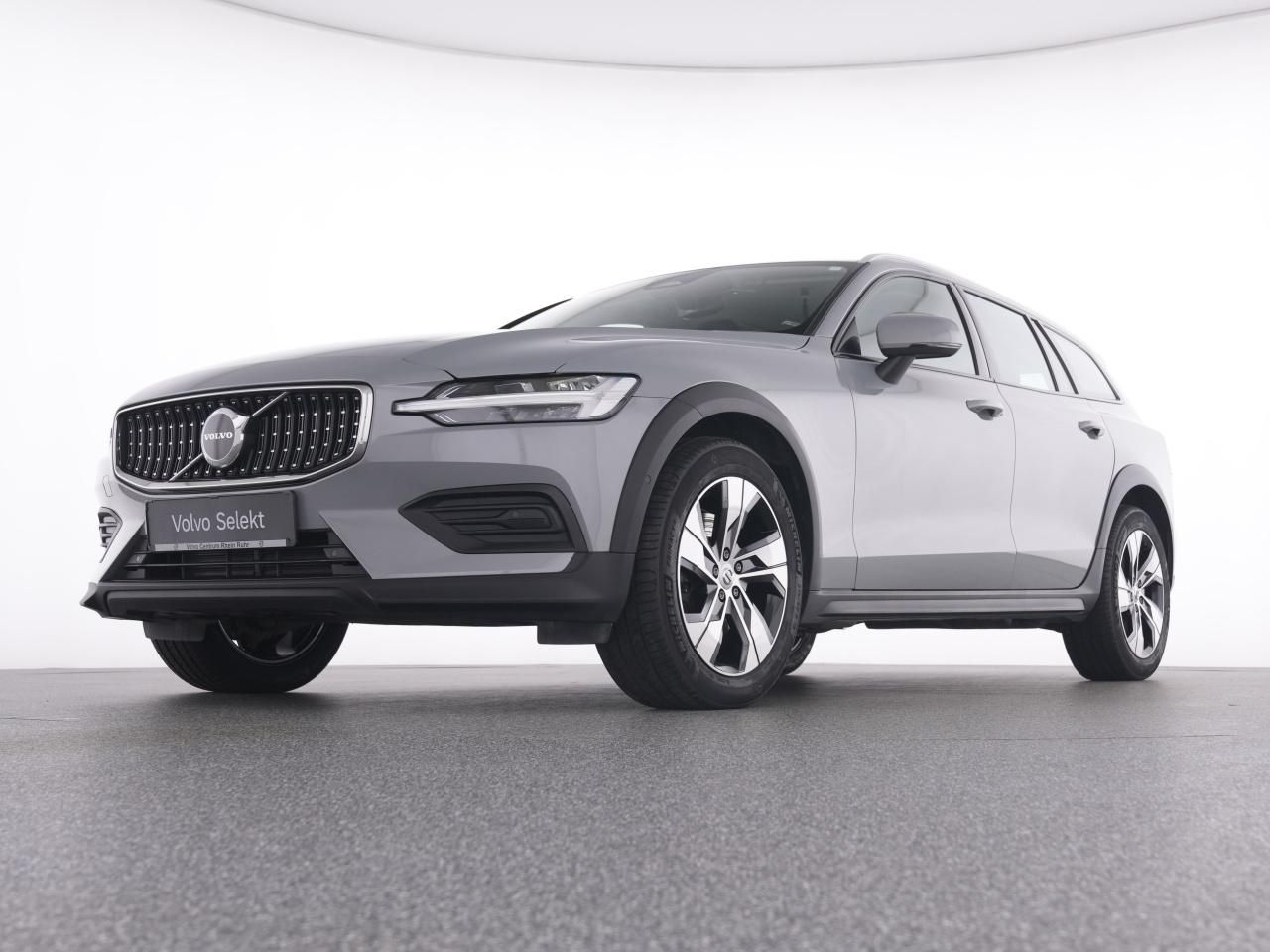 Volvo V60 Cross Country B4 AWD Plus+WINTERPAK+RFK+ foto 7
