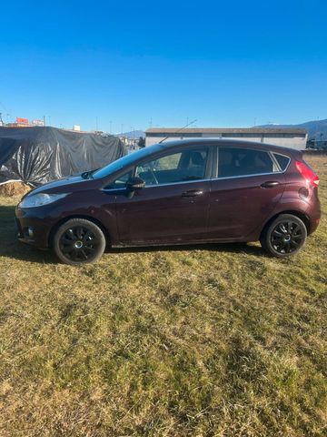 Ford Fiesta 1.4 Benzina GPL