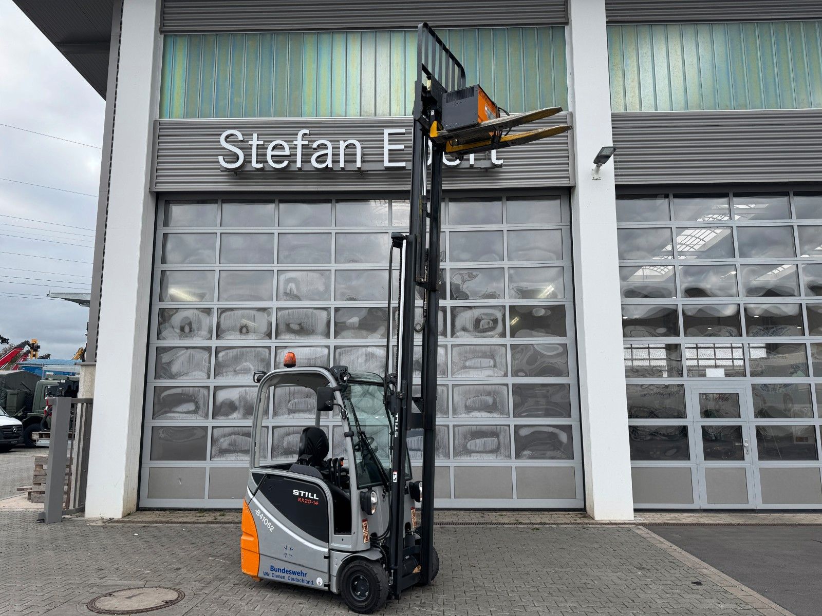 Fahrzeugabbildung Still RX 20-14 / Triplex: 4,3m / nur 1.147h! / SS