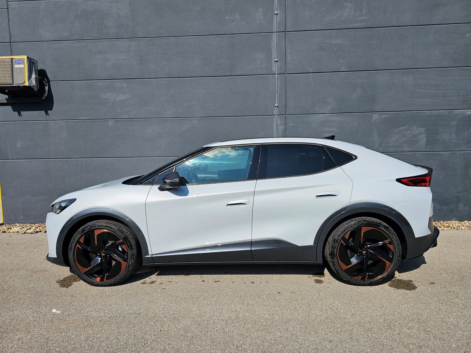 Cupra Tavascan - Bild 6