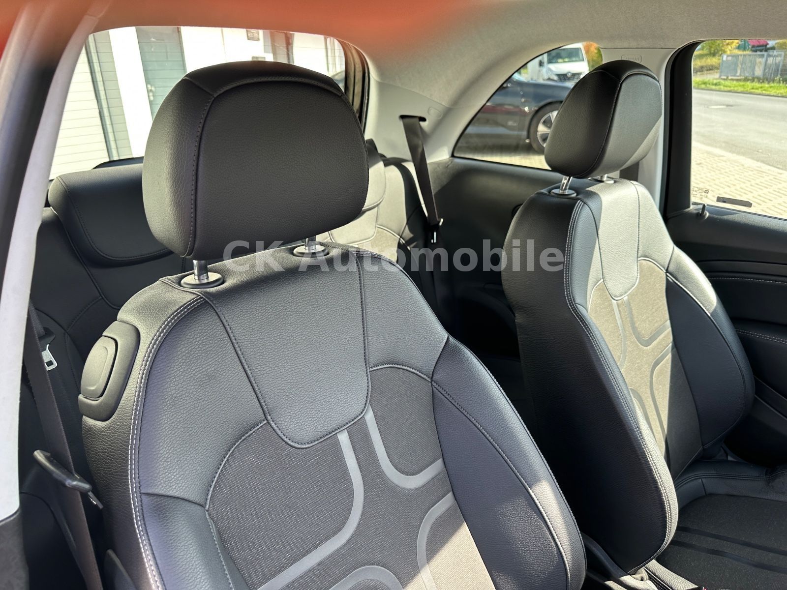 Fahrzeugabbildung Opel Adam Open Air ecoFlex 1.0/Klima/Tempomat/SHZ/PDC