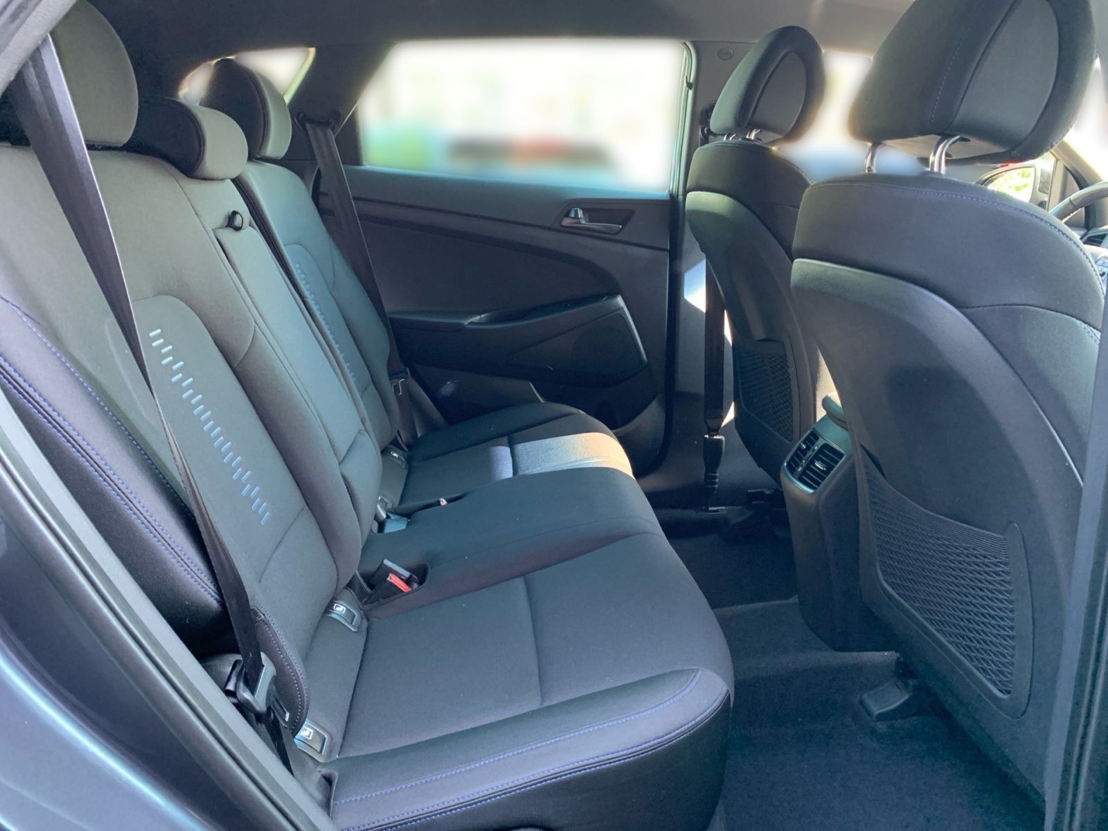 Fahrzeugabbildung Hyundai TUCSON 1.6 Passion Navi 8xbereift