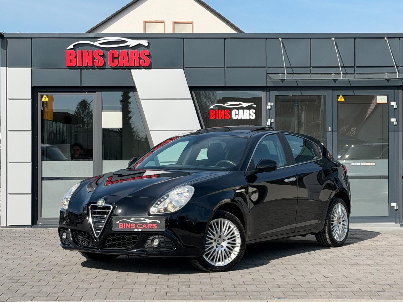 Alfa Romeo Giulietta Super 1.4 Ltr.*Panorama*Klima*2.H*Alu