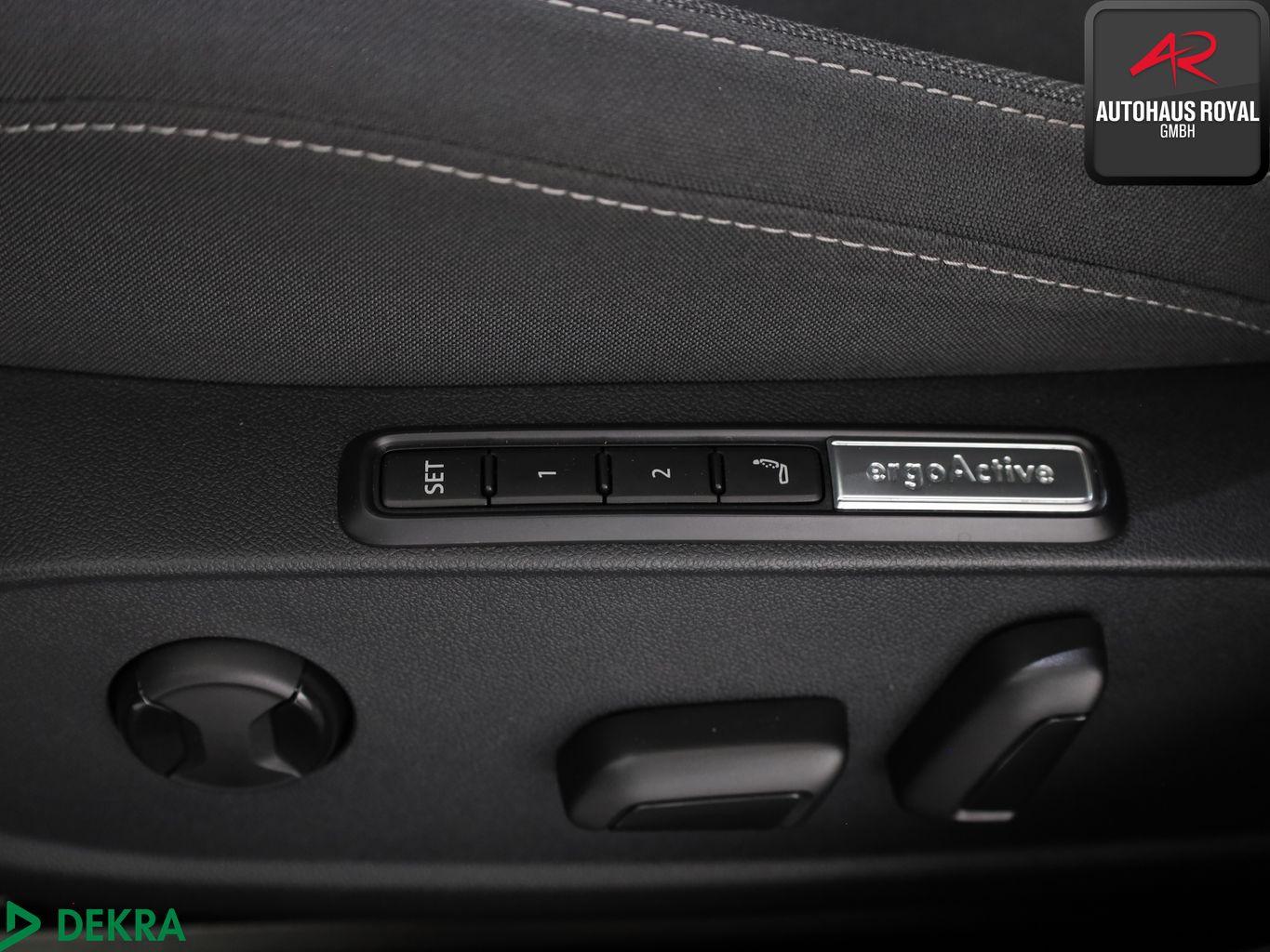 Volkswagen Golf VIII Variant 2.0 TDI STYLE MASSAGE,MEMORY, миниатюра 23