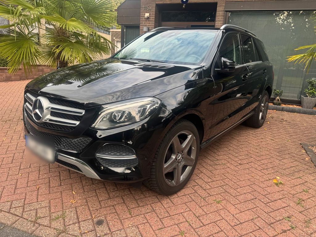 Image of Mercedes-Benz GLE 350