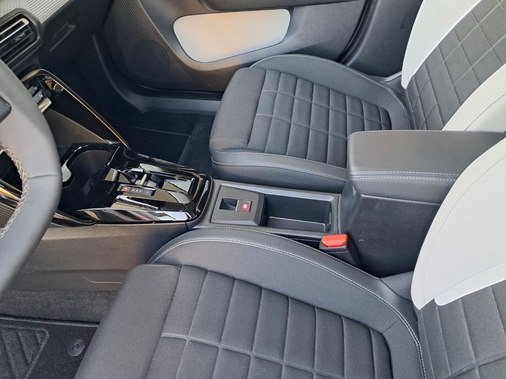 CITROEN ë-C3 MAX Allwetter Kamera MirrorLink Lenkradheiz - Bild 10