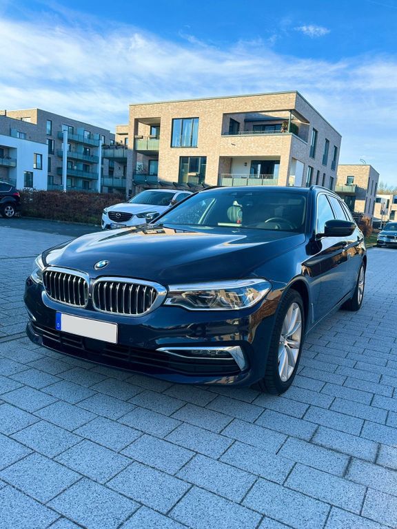 Image of BMW 540