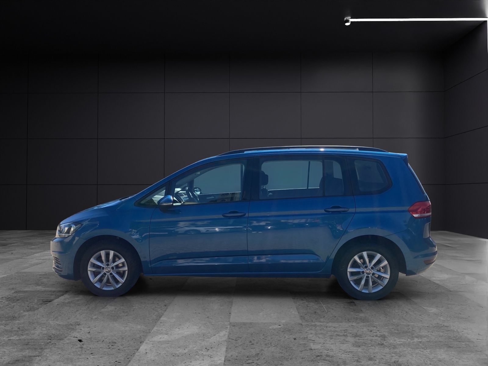 Fahrzeugabbildung Volkswagen Touran Comfortline 7-Si Climatronic PDC SH LM