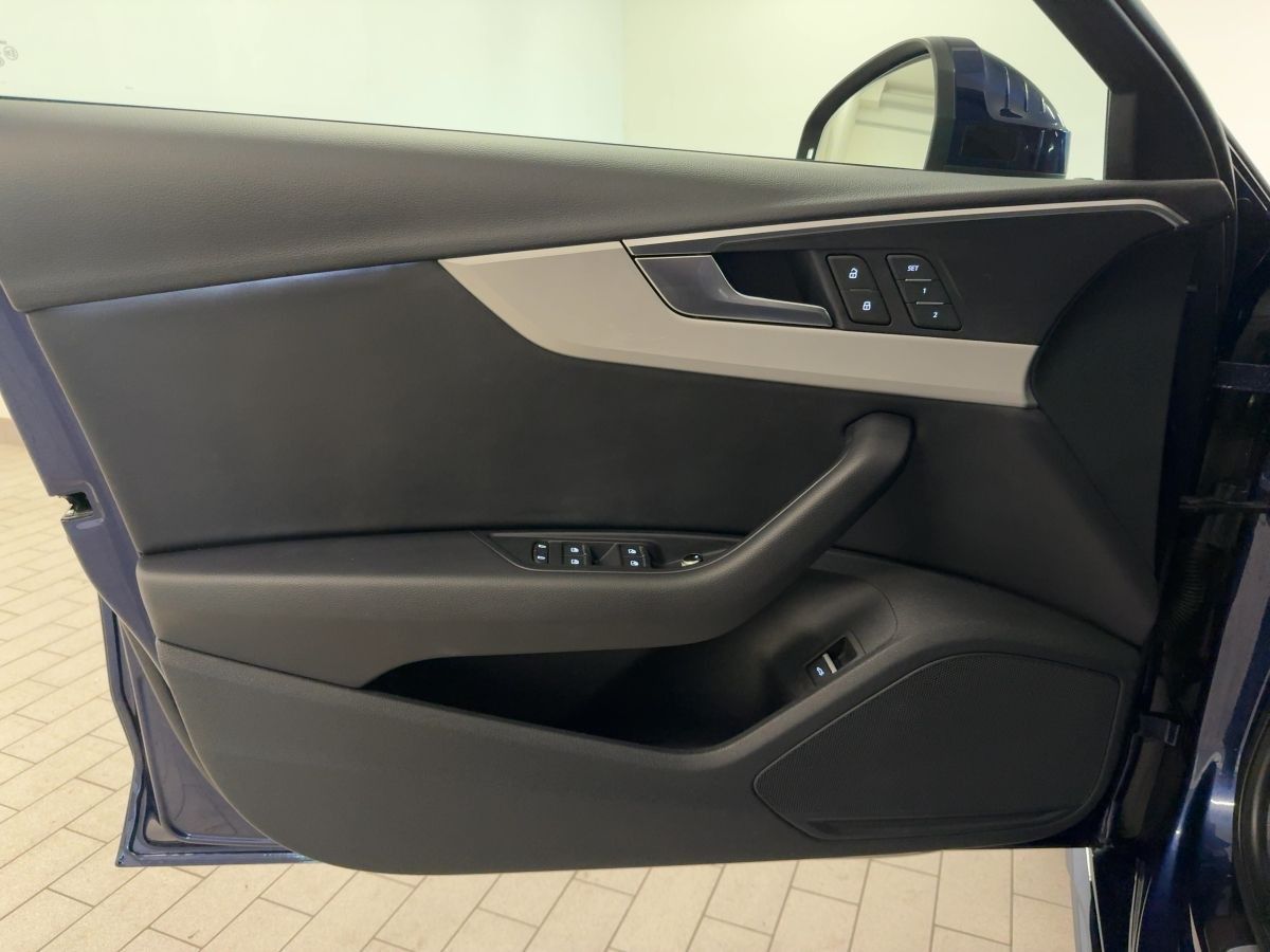 Audi A4 - Bild 17