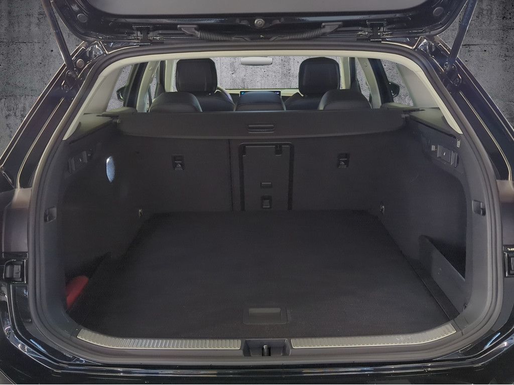 Volkswagen Passat Variant - Bild 12