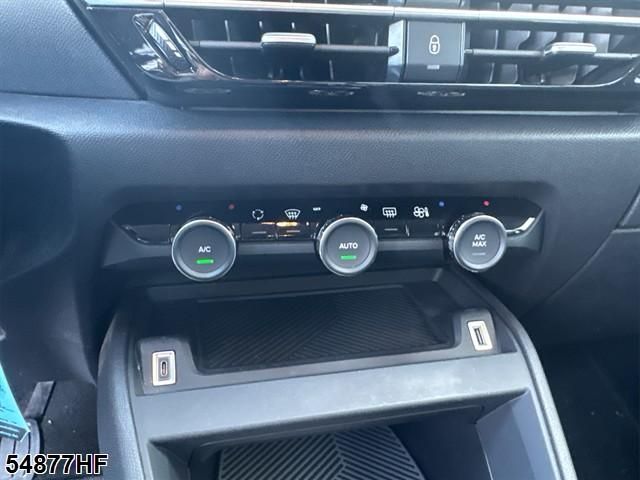 Fahrzeugabbildung Citroën e-C4 HEAD-UP+NAVI+CARPLAY+PDC+SHZ+ACC+LED+