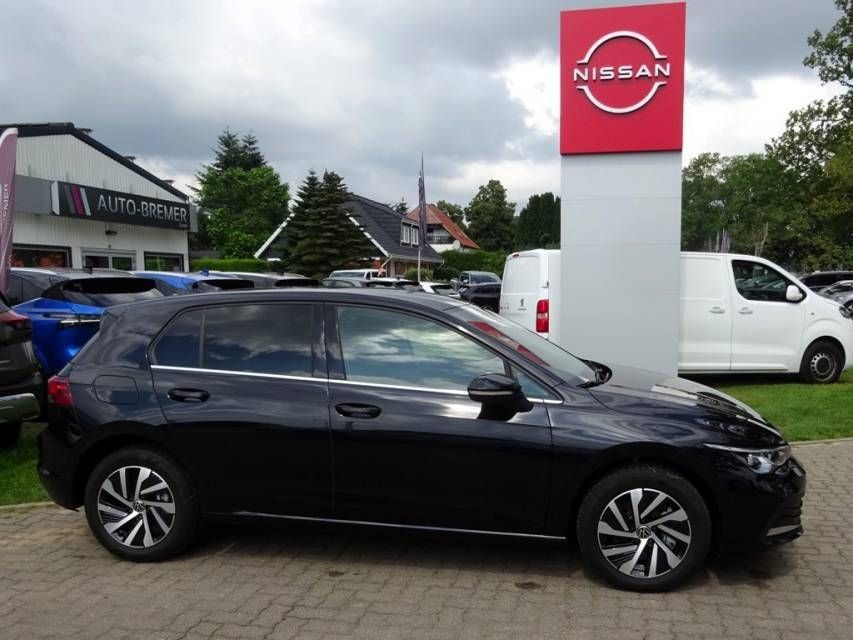 Fahrzeugabbildung Volkswagen Golf VIII 1.4 eHybrid Style