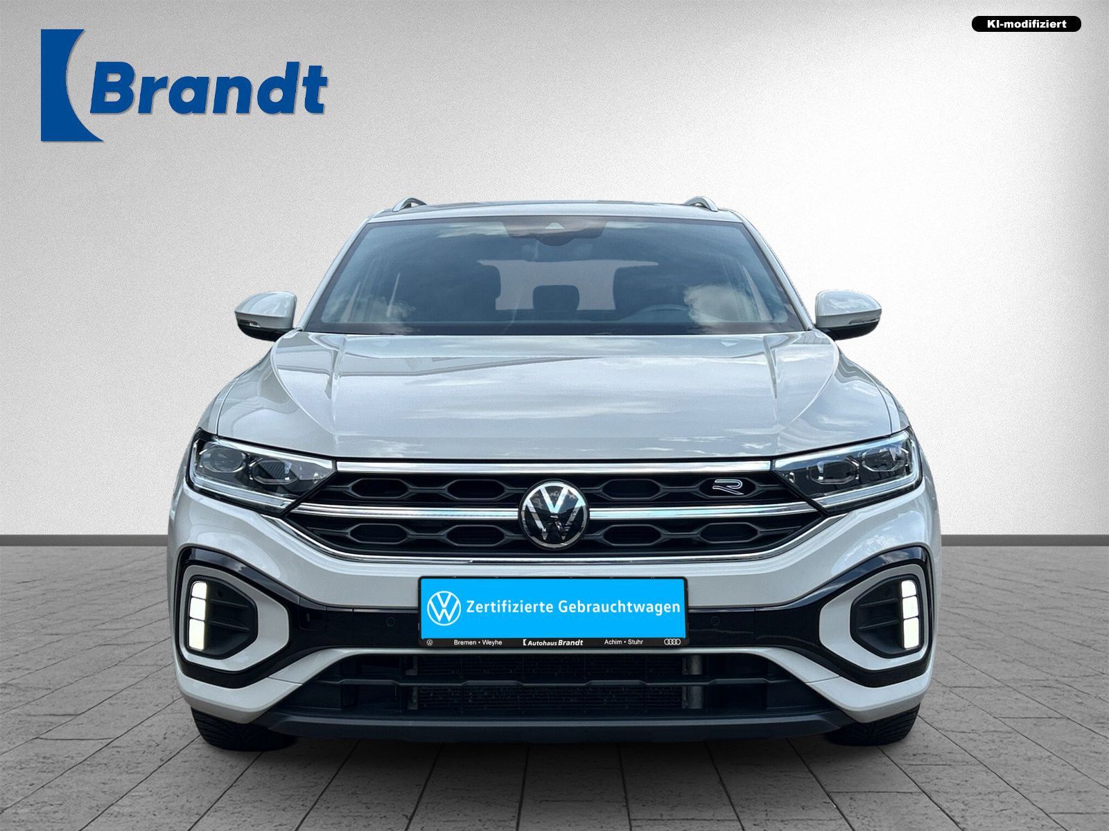 Volkswagen T-Roc 1.5 TSI R-LINE DSG LED KAMERA APP-CON. ACC foto 4