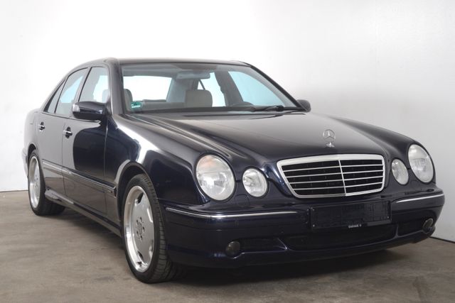 Mercedes-Benz E 55 AMG 4-matic