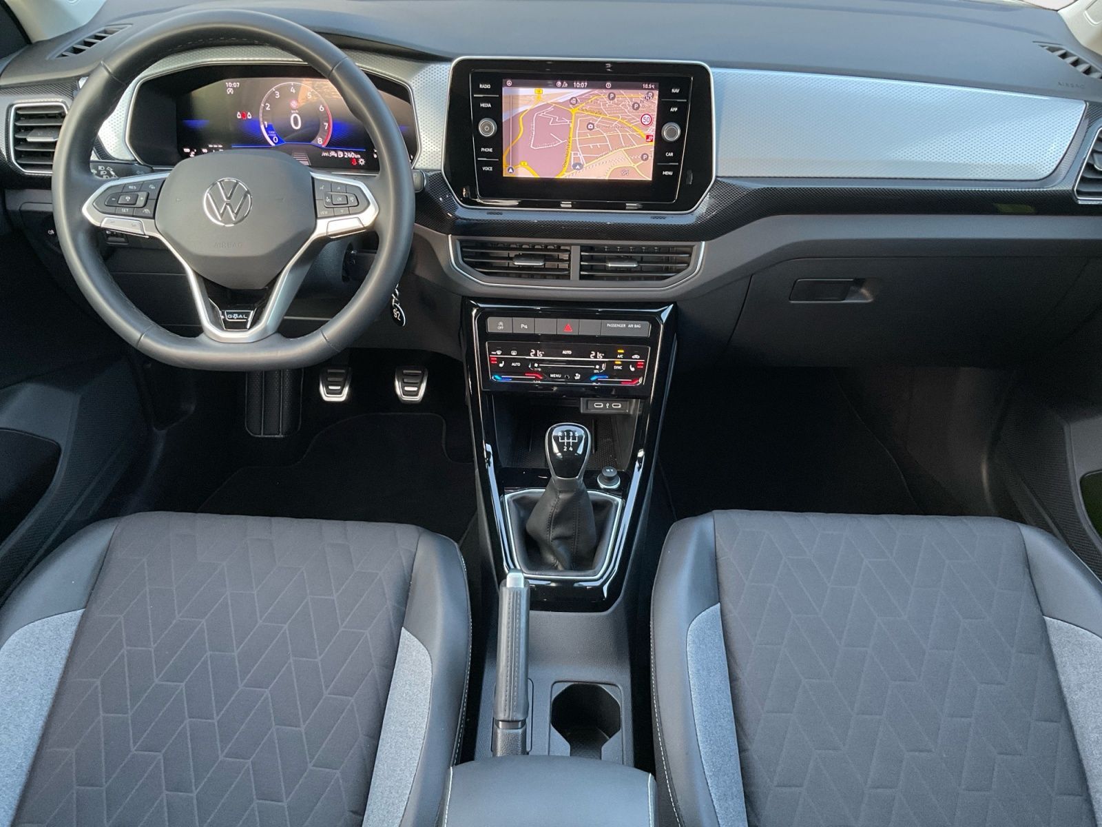 Volkswagen T-Cross - Bild 10