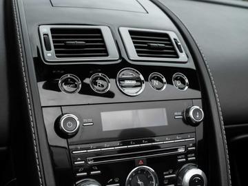 2013 Aston Martin V8 VANTAGE 缩略图 35