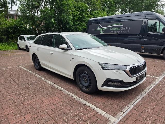 Skoda Octavia Combi Clever 110PS DSG Kessy+Kamera+17Al