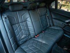 BMW 740 – 18 / 30