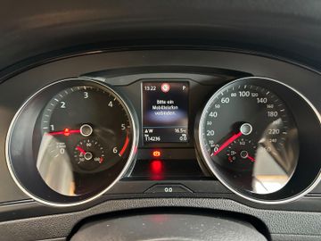 MYAUTOCENTER – Gebraucht- und Jahreswagen mit Werkstattservice in Pfaffenhofen Volkswagen Passat *LED*NAVI*ACC*KEY-LESS*1.HAND*19%MWST*