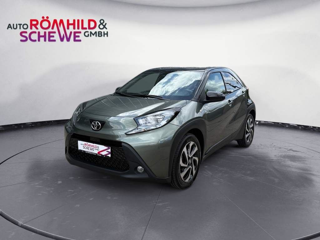 Gebrauchtwagen Toyota Aygo Aygo X 1,0-l-VVT-i 5-Türer Pulse Apple CarPlay A in Dieburg