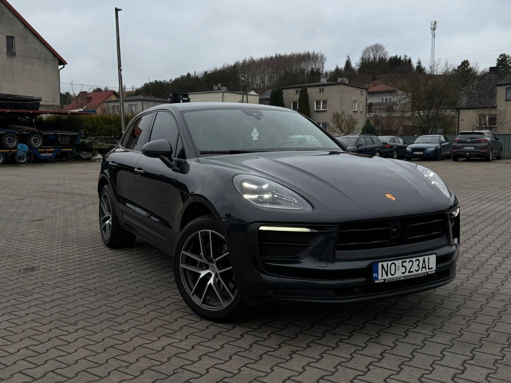 Image of Porsche Macan