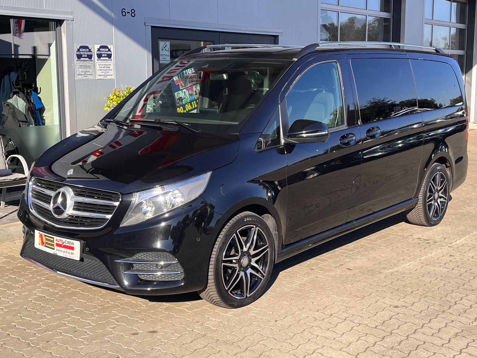 Fahrzeugabbildung Mercedes-Benz V 250 Edition lang AMG-Line