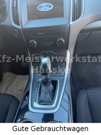 Ford S-Max - 8