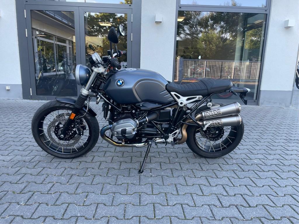 BMW R nineT Scrambler Tieferlegung Kreuzspeiche