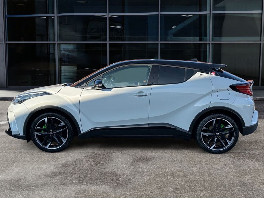 Fahrzeugabbildung Toyota C-HR 2.0 Hybrid GR Sport
