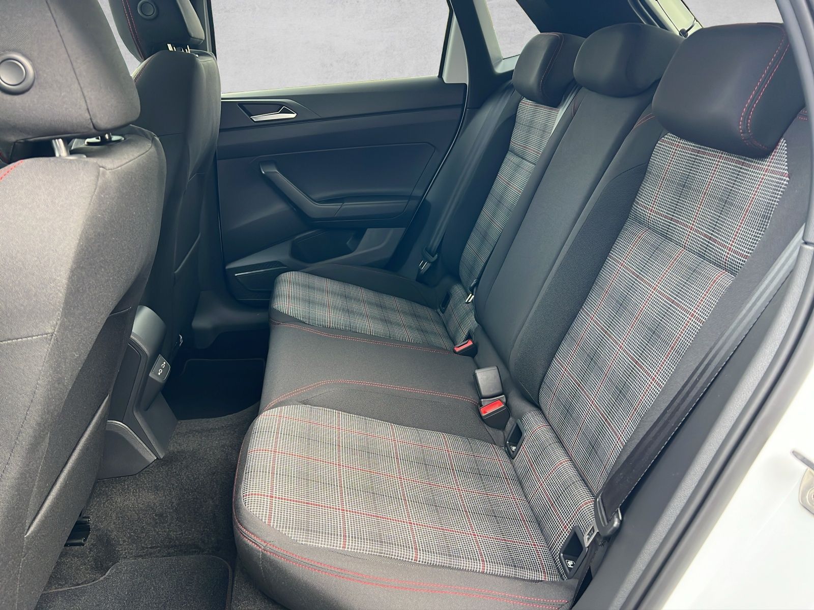 Polo GTI 2.0 TSI DSG Navi*Pano*ACC