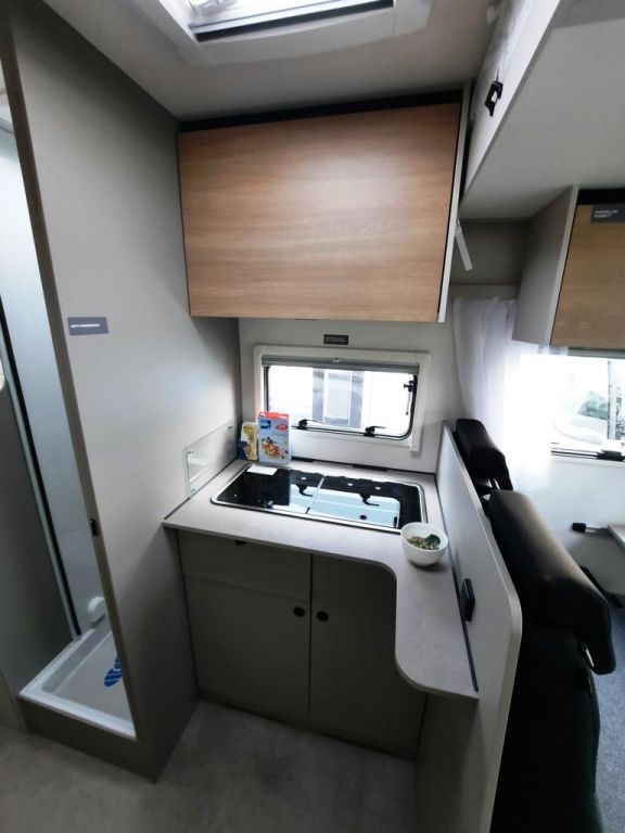 Fahrzeugabbildung LMC Tracer 730 EL Verfüg./Neuheit/Mj. 2026